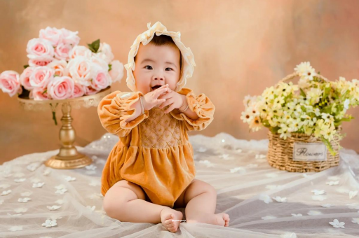 东海六个月宝宝的发育标准